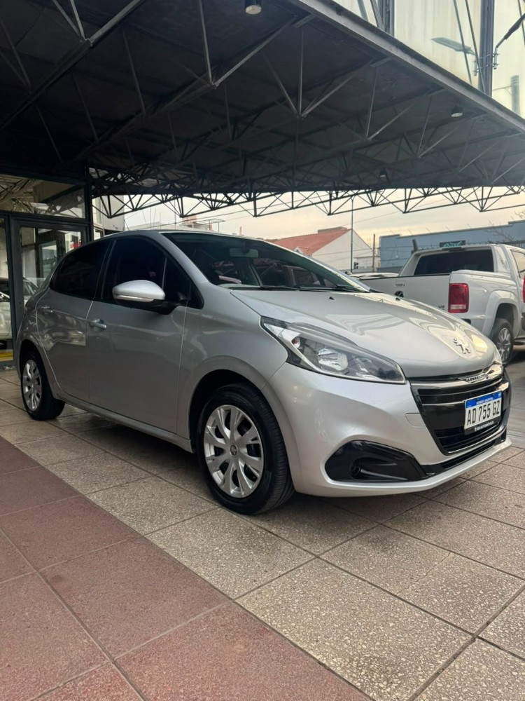 Peugeot 208 Active — foto 3